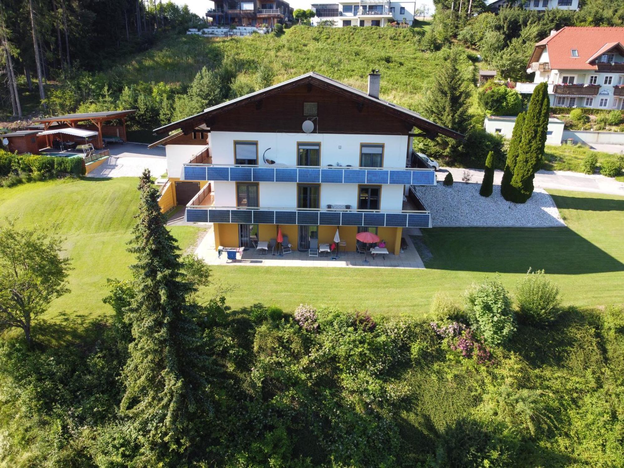 Ferienwohnungen Pirker Drobollach am Faakersee Exterior photo