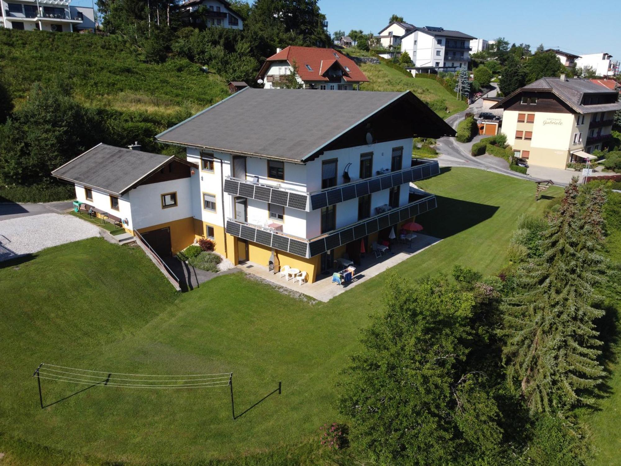 Ferienwohnungen Pirker Drobollach am Faakersee Exterior photo